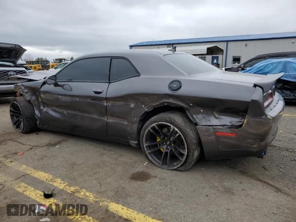 ✅ 2020 Dodge Challenger R/T Scat Pack • VIN: 2C3CDZFJ4LH121141 • Lot: 51495274. Wystawiony na Copart z przebiegiem 24 711 mil. Bezpłatny archiwum sprzedaży aukcyjnych z USA i szczegółowy raport historii pojazdu na DreamBid. Zdjęcie 2.