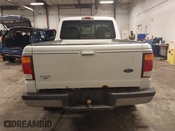 ✅ 1998 Ford Ranger XL • VIN: 1FTYR10C7WPA74198 • Lot: 42083824. Listed on IAAI with 189,455 mi. Free auction sales archive from the USA and detailed vehicle history report at DreamBid. Image 17.