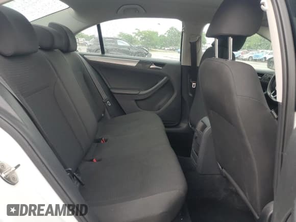 ✅ 2015 Volkswagen Jetta SE • VIN: 3VWD07AJ9FM413877 • Lot: 60191755. Listed on Copart with Not provided. Free auction sales archive from the USA and detailed vehicle history report at DreamBid. Image 10.