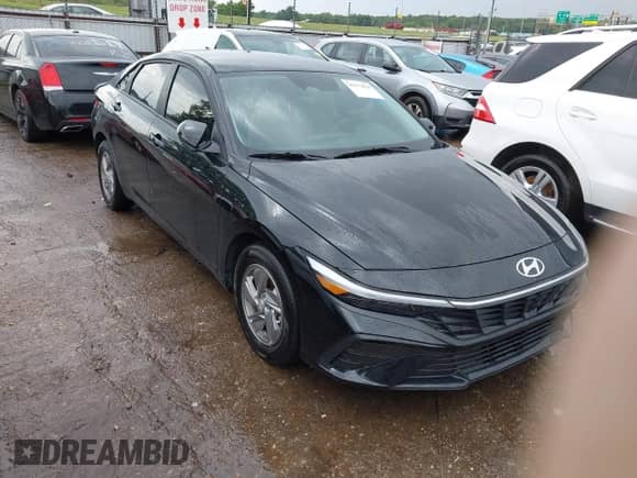 ✅ 2024 Hyundai Elantra SE • VIN: KMHLL4DG7RU849692 • Lot: 42572828. Listed on IAAI with 10,110 mi miles. Access the free auction sales archive from the USA and view a detailed vehicle history report at DreamBid. Image 1.