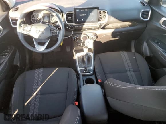 ✅ 2020 Hyundai Venue SEL • VIN: KMHRC8A32LU050364 • Lot: 74081064. Listed on Copart with 35,592 mi. Free auction sales archive from the USA and detailed vehicle history report at DreamBid. Image 8.