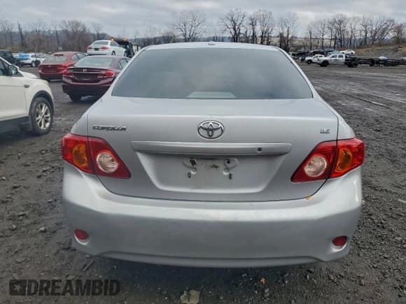 ✅ 2010 Toyota Corolla LE • VIN: 2T1BU4EE8AC249310 • Lot: 94483245. Wystawiony na Copart z przebiegiem 206 704 mil. Bezpłatny archiwum sprzedaży aukcyjnych z USA i szczegółowy raport historii pojazdu na DreamBid. Zdjęcie 6.
