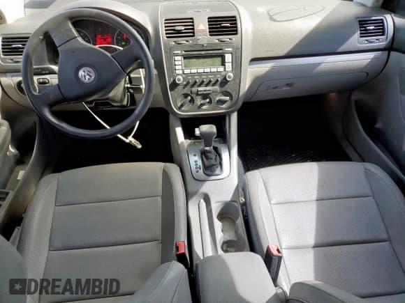 ✅ 2007 Volkswagen Jetta 2.5 • VIN: 3VWSF81K17M019361 • Лот: 61236895. Опубликован ранее на Copart с пробегом 138 976 миль. Бесплатный доступ к архиву аукционных продаж из США и подробный отчёт об истории автомобиля на DreamBid. Изображение 8.