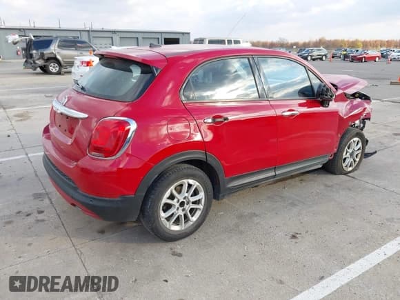 ✅ 2017 FIAT 500X Pop • VIN: ZFBCFXAB1HP595354 • Lot: 43628933. Wystawiony na IAAI z przebiegiem 143 012 mil. Bezpłatny archiwum sprzedaży aukcyjnych z USA i szczegółowy raport historii pojazdu na DreamBid. Zdjęcie 4.