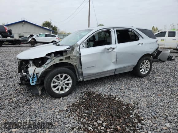 ✅ 2020 Chevrolet Equinox LT • VIN: 2GNAXJEV5L6161652 • Лот: 82504515. Опубликован ранее на Copart с пробегом 72 882 миль. Бесплатный доступ к архиву аукционных продаж из США и подробный отчёт об истории автомобиля на DreamBid. Изображение 1.