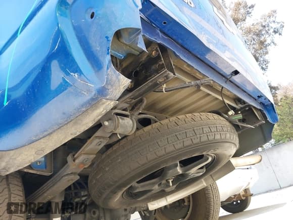 ✅ 2018 Chevrolet Colorado 2WD Work Truck • VIN: 1GCGSBEA3J1287240 • Lot: 42085886. Listed on IAAI with 76,720 mi. Free auction sales archive from the USA and detailed vehicle history report at DreamBid. Image 22.