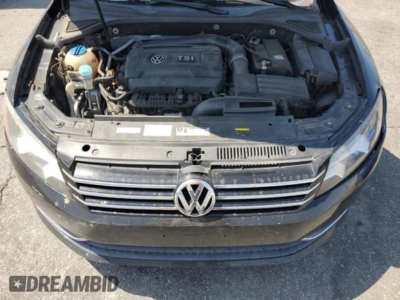 ✅ 2015 Volkswagen Passat S • VIN: 1VWAT7A39FC053006 • Лот: 80176045. Опубликован ранее на Copart с пробегом 133 798 миль. Бесплатный доступ к архиву аукционных продаж из США и подробный отчёт об истории автомобиля на DreamBid. Изображение 11.