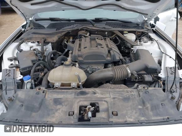 ✅ 2020 Ford Mustang EcoBoost Premium • VIN: 1FATP8UHXL5139606 • Lot: 43317005. Wystawiony na IAAI z przebiegiem 69 883 mil. Bezpłatny archiwum sprzedaży aukcyjnych z USA i szczegółowy raport historii pojazdu na DreamBid. Zdjęcie 10.