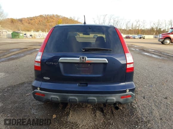 ✅ 2007 Honda CR-V EX • VIN: JHLRE48547C016553 • Lot: 43683165. Wystawiony na IAAI z przebiegiem 239 422 mil. Bezpłatny archiwum sprzedaży aukcyjnych z USA i szczegółowy raport historii pojazdu na DreamBid. Zdjęcie 17.