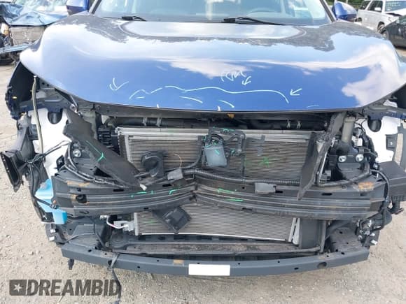 ✅ 2022 Nissan Rogue SV • VIN: 5N1BT3BB2NC710518 • Lot: 42667578. Wystawiony na IAAI z przebiegiem 30 849 mil. Bezpłatny archiwum sprzedaży aukcyjnych z USA i szczegółowy raport historii pojazdu na DreamBid. Zdjęcie 6.