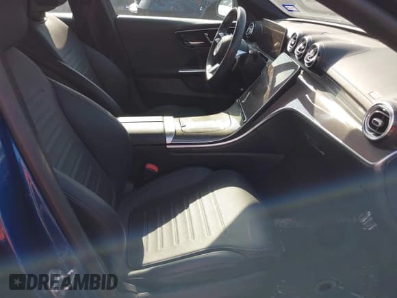 ✅ 2023 Mercedes-Benz C 300 • VIN: W1KAF4GB1PR104591 • Lot: 42148258. Listed on IAAI with 26,407 mi. Free auction sales archive from the USA and detailed vehicle history report at DreamBid. Image 5.