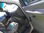 ✅ 2002 Ford Econoline Passenger XL • VIN: 1FBSS31S92HA41546 • Лот: 42522118. Опубликован ранее на IAAI с пробегом 265 775 миль. Бесплатный доступ к архиву аукционных продаж из США и подробный отчёт об истории автомобиля на DreamBid. Изображение 5.