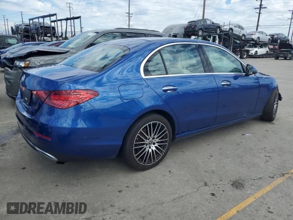 ✅ 2024 Mercedes-Benz C 300 • VIN: W1KAF4GB1RR185434 • Lot: 86487405. Wystawiony na Copart z przebiegiem Nie podano. Bezpłatny archiwum sprzedaży aukcyjnych z USA i szczegółowy raport historii pojazdu na DreamBid. Zdjęcie 3.