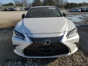 ✅ 2020 Lexus ES 350 Ultra Luxury • VIN: 58AFZ1B17LU067465 • Лот: 86485864. Опубликован ранее на Copart с пробегом 76 094 миль. Бесплатный доступ к архиву аукционных продаж из США и подробный отчёт об истории автомобиля на DreamBid. Изображение 5.