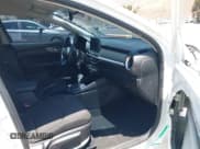 ✅ 2020 Kia Forte LXS • VIN: 3KPF24AD5LE239634 • Lot: 42392281. Wystawiony na IAAI z przebiegiem 74 612 mil. Bezpłatny archiwum sprzedaży aukcyjnych z USA i szczegółowy raport historii pojazdu na DreamBid. Zdjęcie 5.