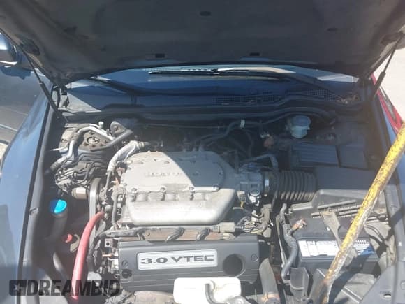 ✅ 2003 Honda Accord LX • VIN: 1HGCM66373A103129 • Lot: 42112843. Listed on IAAI with 251,473 mi. Free auction sales archive from the USA and detailed vehicle history report at DreamBid. Image 10.