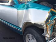 ✅ 1994 GMC Sierra 1500 • VIN: 1GTEC14K4RE537615 • Lot: 43588012. Listed on IAAI with 93,457 mi. Free auction sales archive from the USA and detailed vehicle history report at DreamBid. Image 17.