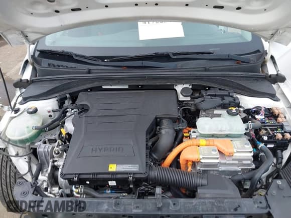 ✅ 2019 Hyundai Ioniq Blue • VIN: KMHC65LC9KU122779 • Lot: 41722347. Wystawiony na IAAI z przebiegiem 75 644 mil. Bezpłatny archiwum sprzedaży aukcyjnych z USA i szczegółowy raport historii pojazdu na DreamBid. Zdjęcie 10.