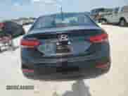 ✅ 2022 Hyundai Accent SE • VIN: 3KPC24A61NE182565 • Lot: 53781655. Wystawiony na Copart z przebiegiem Nie podano mil. Skorzystaj z bezpłatnego archiwum sprzedaży aukcyjnych z USA i zobacz szczegółowy raport historii pojazdu na DreamBid. Zdjęcie 6.