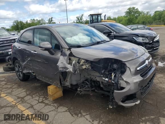 ✅ 2016 FIAT 500X Easy • VIN: ZFBCFYBT5GP347846 • Lot: 57870085. Listed on Copart with 81,899 mi. Free auction sales archive from the USA and detailed vehicle history report at DreamBid. Image 4.