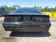 ✅ 1982 Chevrolet Camaro • VIN: 1G1AP87H2CL107878 • Lot: 52144225. Wystawiony na Copart z przebiegiem 427 186 mil. Bezpłatny archiwum sprzedaży aukcyjnych z USA i szczegółowy raport historii pojazdu na DreamBid. Zdjęcie 6.