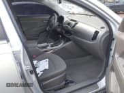 ✅ 2011 Kia Sportage EX • VIN: KNDPCCA24B7086575 • Lot: 43772064. Wystawiony na IAAI z przebiegiem 219 114 mil. Bezpłatny archiwum sprzedaży aukcyjnych z USA i szczegółowy raport historii pojazdu na DreamBid. Zdjęcie 5.