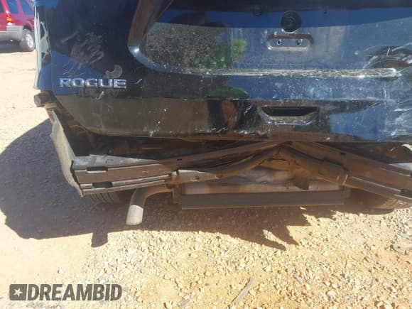 ✅ 2014 Nissan Rogue SV • VIN: 5N1AT2ML5EC764553 • Lot: 43499551. Wystawiony na IAAI z przebiegiem 167 733 mil. Bezpłatny archiwum sprzedaży aukcyjnych z USA i szczegółowy raport historii pojazdu na DreamBid. Zdjęcie 12.