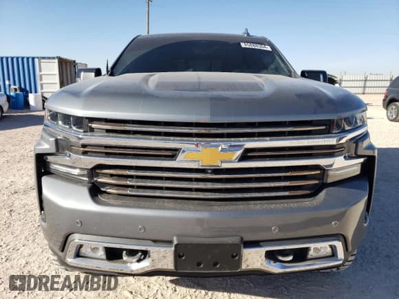 ✅ 2020 Chevrolet Silverado 1500 High Country • VIN: 3GCPWFED2LG400749 • Lot: 85888304. Wystawiony na Copart z przebiegiem 86 773 mil. Bezpłatny archiwum sprzedaży aukcyjnych z USA i szczegółowy raport historii pojazdu na DreamBid. Zdjęcie 5.