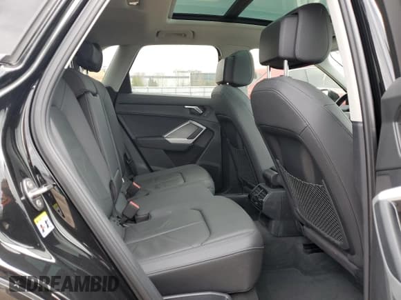 ✅ 2021 Audi Q3 Premium • VIN: WA1AECF38M1071322 • Lot: 45944684. Listed on Copart with 52,476 mi. Free auction sales archive from the USA and detailed vehicle history report at DreamBid. Image 11.