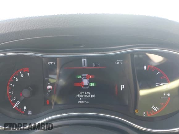 ✅ 2015 Dodge Durango SXT • VIN: 1C4RDHAG3FC809568 • Lot: 43421792. Wystawiony na IAAI z przebiegiem 108 887 mil. Bezpłatny archiwum sprzedaży aukcyjnych z USA i szczegółowy raport historii pojazdu na DreamBid. Zdjęcie 7.