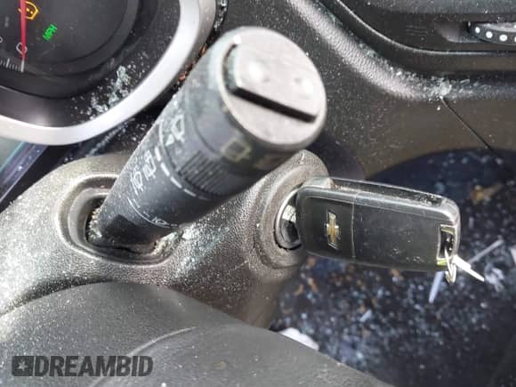 2011 Chevrolet Equinox 1LT с VIN 2CNALDEC0B6343788, выставлен на аукционе IAAI как лот 43521573 с пробегом 168 083 миль миль и . История ставок и продаж доступна на DreamBid. Изображение 11.