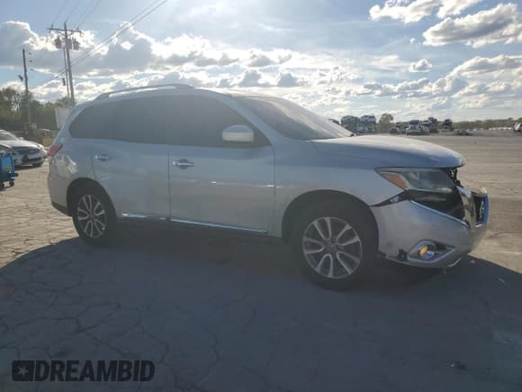 ✅ 2013 Nissan Pathfinder SL • VIN: 5N1AR2MN1DC610114 • Lot: 81791825. Listed on Copart with 175,014 mi. Free auction sales archive from the USA and detailed vehicle history report at DreamBid. Image 4.