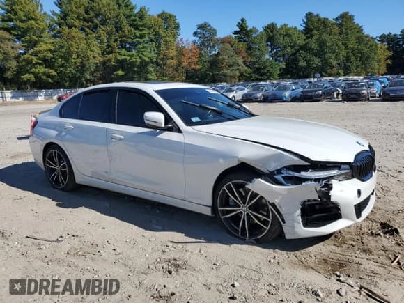 ✅ 2021 BMW 3 Series 330i xDrive • VIN: 3MW5R7J07M8B69279 • Lot: 84652945. Wystawiony na Copart z przebiegiem Nie podano. Bezpłatny archiwum sprzedaży aukcyjnych z USA i szczegółowy raport historii pojazdu na DreamBid. Zdjęcie 4.