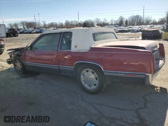✅ 1991 Cadillac DeVille • VIN: 1G6CD13B8M4229032 • Лот: 42751715. Опубликован ранее на Copart с пробегом Не указан. Бесплатный доступ к архиву аукционных продаж из США и подробный отчёт об истории автомобиля на DreamBid. Изображение 2.