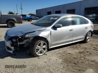 ✅ 2015 Volkswagen Passat SEL Premium • VIN: 1VWCS7A3XFC025596 • Lot: 87809615. Listed on Copart with 49,399 mi. Free auction sales archive from the USA and detailed vehicle history report at DreamBid. Image 1.