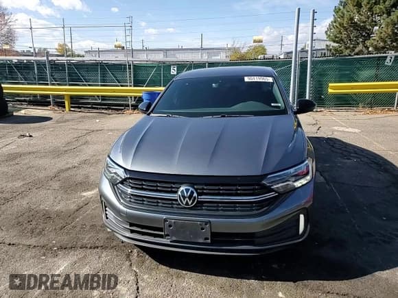 ✅ 2023 Volkswagen Jetta Sport • VIN: 3VWBM7BU4PM021962 • Лот: 90419965. Опубликован ранее на Copart с пробегом 35 672 миль. Бесплатный доступ к архиву аукционных продаж из США и подробный отчёт об истории автомобиля на DreamBid. Изображение 13.