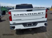 ✅ 2021 Chevrolet Silverado 1500 RST • VIN: 1GCUYEED3MZ191451 • Lot: 52479424. Wystawiony na Copart z przebiegiem 46 160 mil. Bezpłatny archiwum sprzedaży aukcyjnych z USA i szczegółowy raport historii pojazdu na DreamBid. Zdjęcie 6.