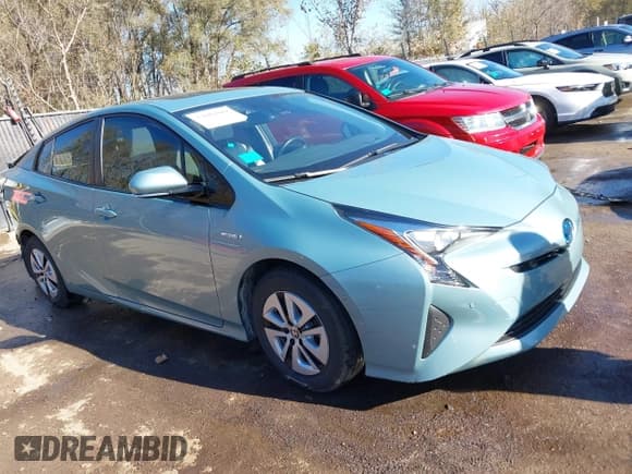 ✅ 2016 Toyota Prius Four • VIN: JTDKARFU4G3028204 • Lot: 43682019. Wystawiony na IAAI z przebiegiem 87 816 mil. Bezpłatny archiwum sprzedaży aukcyjnych z USA i szczegółowy raport historii pojazdu na DreamBid. Zdjęcie 1.