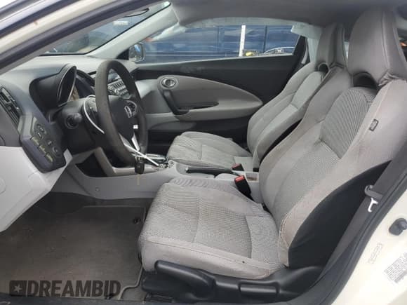 ✅ 2011 Honda CR-Z • VIN: JHMZF1D46BS012586 • Lot: 69381005. Listed on Copart with 194,946 mi. Free auction sales archive from the USA and detailed vehicle history report at DreamBid. Image 7.