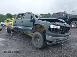 ✅ 2001 Chevrolet Silverado 2500HD LT3 • VIN: 1GCHK23G51F142490 • Lot: 40063395. Wystawiony na IAAI z przebiegiem 170 082 mil. Bezpłatny archiwum sprzedaży aukcyjnych z USA i szczegółowy raport historii pojazdu na DreamBid. Zdjęcie 1.