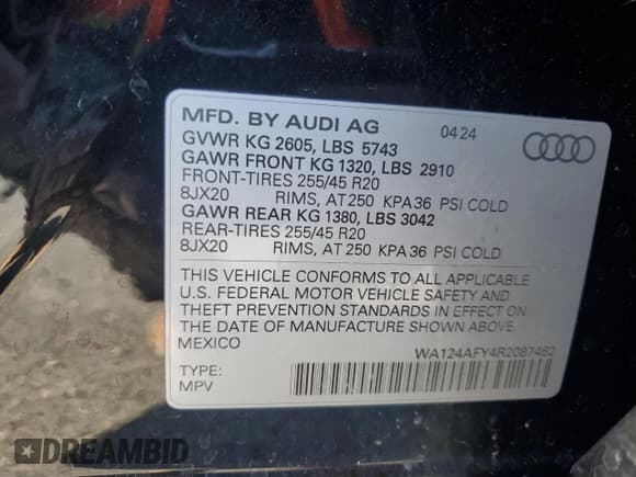 ✅ 2024 Audi SQ5 Sportback Premium Plus • VIN: WA124AFY4R2087462 • Lot: 48183665. Listed on Copart with 2,992 mi. Free auction sales archive from the USA and detailed vehicle history report at DreamBid. Image 12.