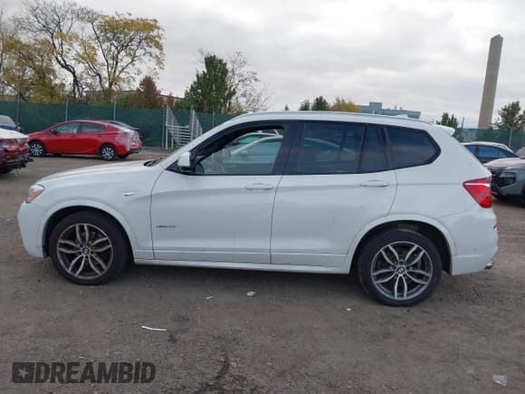 ✅ 2017 BMW X3 xDrive35i • VIN: 5UXWX7C52H0U41452 • Lot: 43568323. Listed on IAAI with 113,982 mi. Free auction sales archive from the USA and detailed vehicle history report at DreamBid. Image 14.
