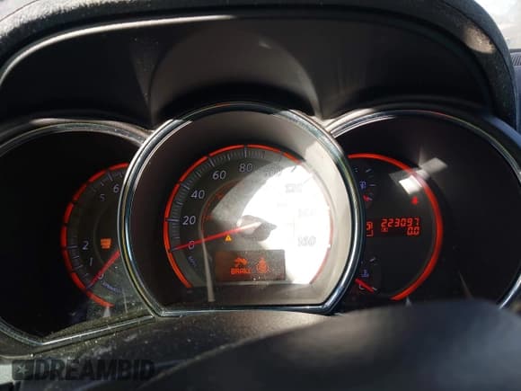 ✅ 2009 Nissan Murano S • VIN: JN8AZ18UX9W015451 • Lot: 43651547. Listed on IAAI with 223,097 mi. Free auction sales archive from the USA and detailed vehicle history report at DreamBid. Image 7.