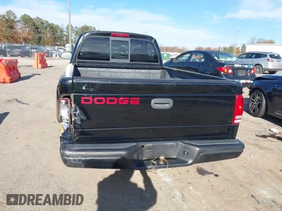 ✅ 1998 Dodge Dakota SLT • VIN: 1B7FL26X5WS505448 • Lot: 43612553. Wystawiony na IAAI z przebiegiem 113 921 mil. Bezpłatny archiwum sprzedaży aukcyjnych z USA i szczegółowy raport historii pojazdu na DreamBid. Zdjęcie 16.