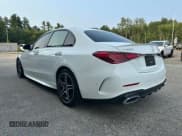 ✅ 2022 Mercedes-Benz C 300 • VIN: W1KAF4HB6NR066528 • Lot: 68215355. Wystawiony na Copart z przebiegiem 63 322 mil. Bezpłatny archiwum sprzedaży aukcyjnych z USA i szczegółowy raport historii pojazdu na DreamBid. Zdjęcie 3.