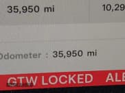 ✅ 2023 Tesla Model Y Long Range • VIN: 7SAYGDEE0PA111430 • Lot: 42156924. Wystawiony na IAAI z przebiegiem 35 950 mil. Bezpłatny archiwum sprzedaży aukcyjnych z USA i szczegółowy raport historii pojazdu na DreamBid. Zdjęcie 16.