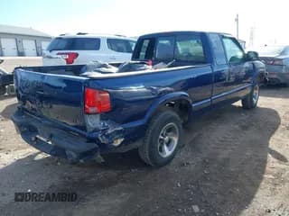 ✅ 2002 Chevrolet S-10 LS • VIN: 1GCCS19W728154519 • Лот: 41578046. Опубликован ранее на IAAI с пробегом 174 703 миль. Бесплатный доступ к архиву аукционных продаж из США и подробный отчёт об истории автомобиля на DreamBid. Изображение 4.
