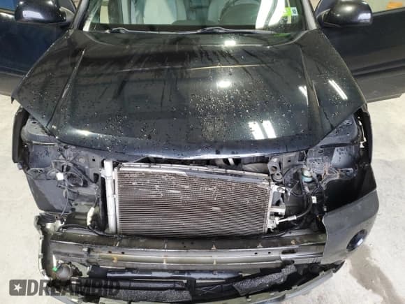 ✅ 2007 Chevrolet Equinox LT • VIN: 2CNDL63F076036294 • Лот: 85743024. Опубликован ранее на Copart с пробегом 198 322 миль. Бесплатный доступ к архиву аукционных продаж из США и подробный отчёт об истории автомобиля на DreamBid. Изображение 14.