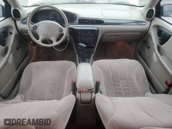 2003 Chevrolet Malibu z VIN 1G1ND52J13M687654, wystawiony jako Copart lot #82222304 z przebiegiem 87 864 mil mil oraz Czysty tytuł • Clean title. Historia ofert i sprzedaży dostępna na DreamBid. Obrazek 8.