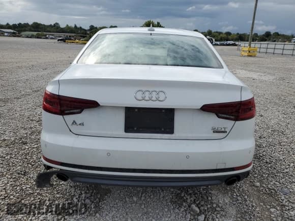 ✅ 2018 Audi A4 Premium Plus • VIN: WAUENAF49JA038388 • Lot: 85099395. Listed on Copart with 91,301 mi. Free auction sales archive from the USA and detailed vehicle history report at DreamBid. Image 6.